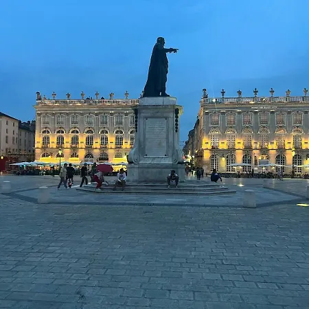 Place Stanislas A Apartmán